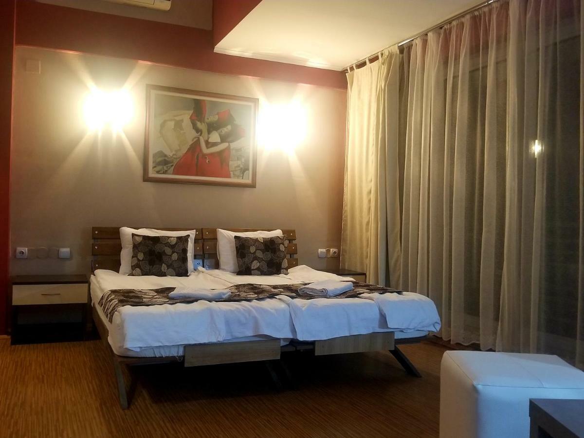 Vila Ineks Ohrid Hotel Екстериор снимка