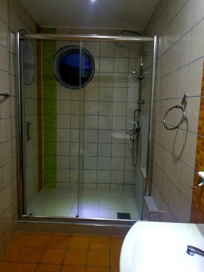 Vila Ineks Ohrid Hotel Екстериор снимка